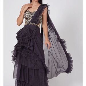 ASAGA Saree Set - S (NWT)